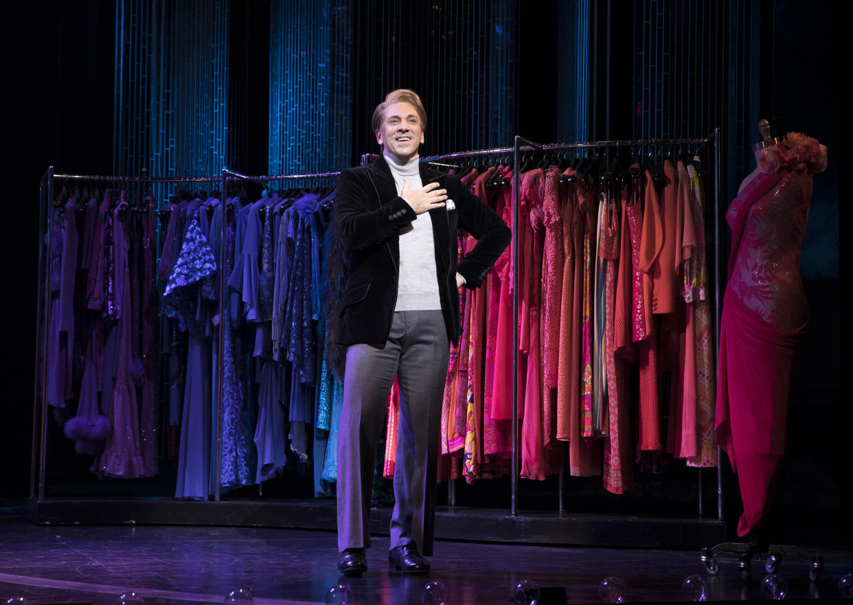 Michael Berresse stars as legendary fashion designer Bob Mackie in "The Cher Show," now on Broadway.&nbsp; (Photo: Joan Marcus )