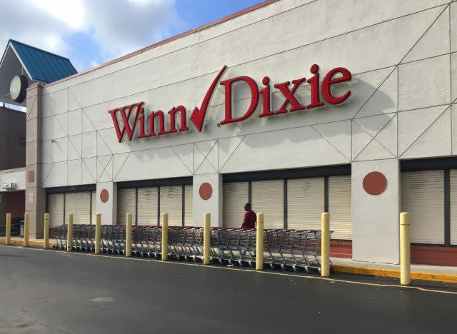 winn dixie exterior