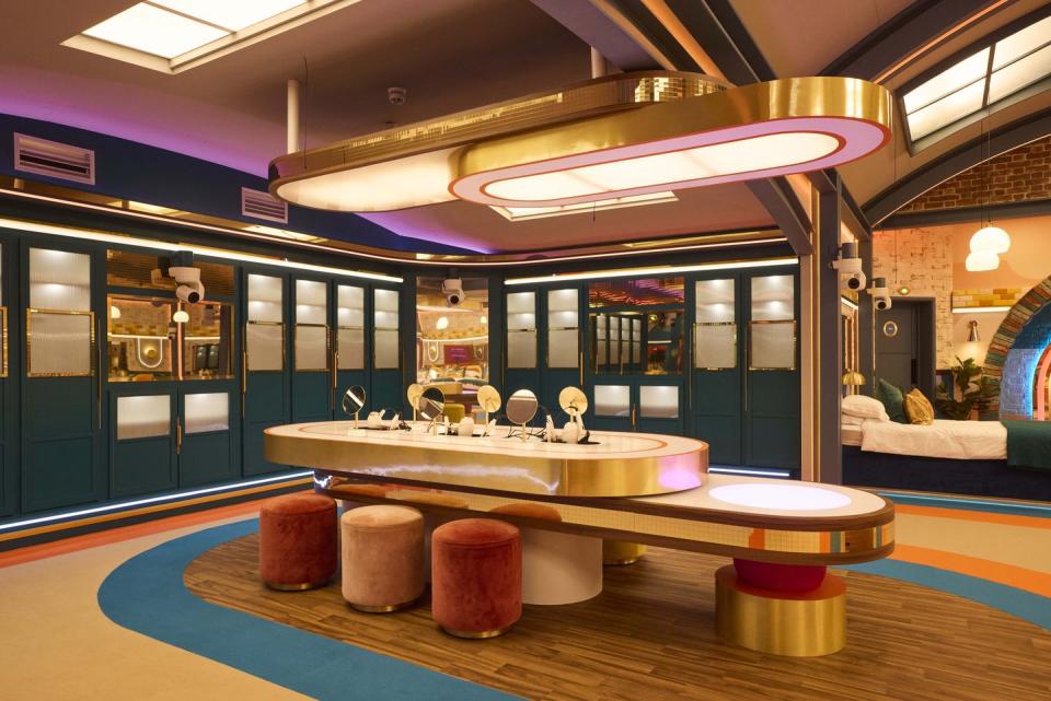 celebrity big brother 2024 house dressing area