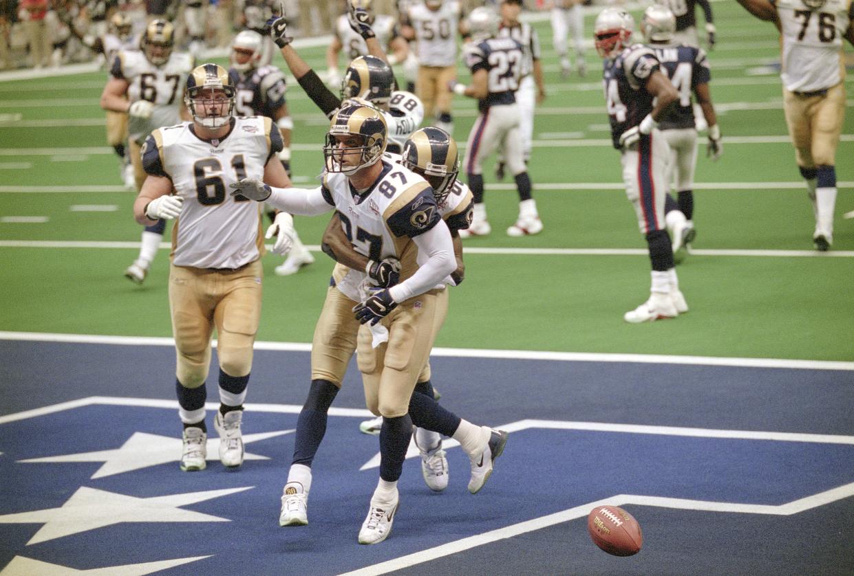 Super Bowl XXXVI - St. Louis Rams v New England Patriots