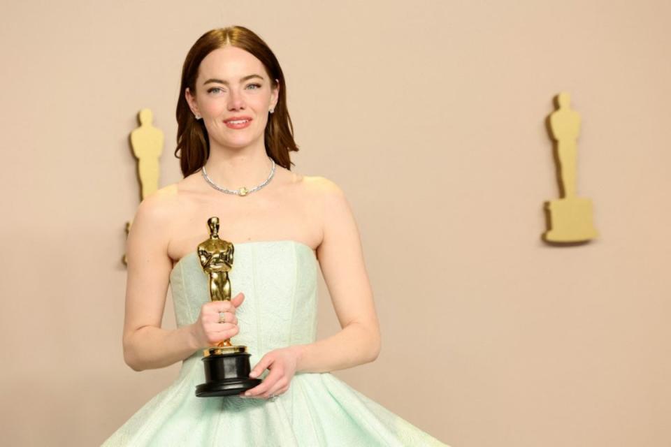 emma stone mejor actriz oscar 2024