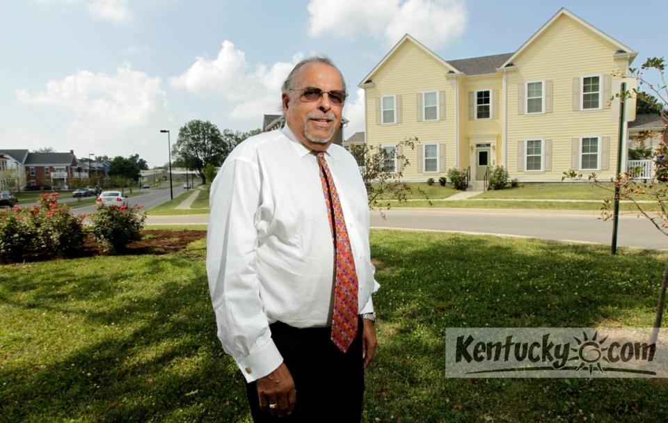 Lexington Housing Authority Executive Director Austin Sims stood in 2013 at the site of a newly constructed neighborhood on the former Bluegrass-Aspendale site .