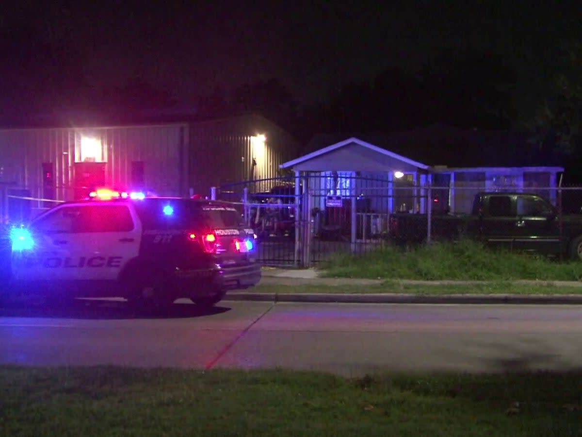 A woman shot a man in Houston, Texas after seeing him look into her bedroom window (SBG San Antonio)