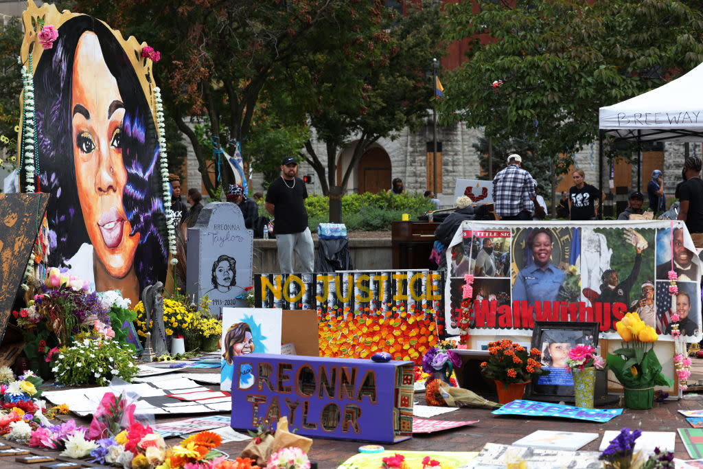 People gather at Breonna Taylor memorial in Jefferson Square Park as they prepare to march for the third day since the release of the grand jury report on September 26, 2020 in Louisville, Kentucky.