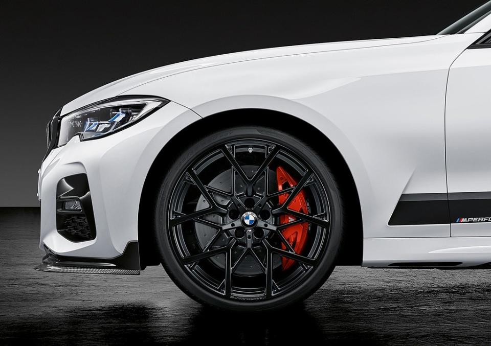 感官衝擊與更優異的操控，BMW推出3系列 M Performance套件