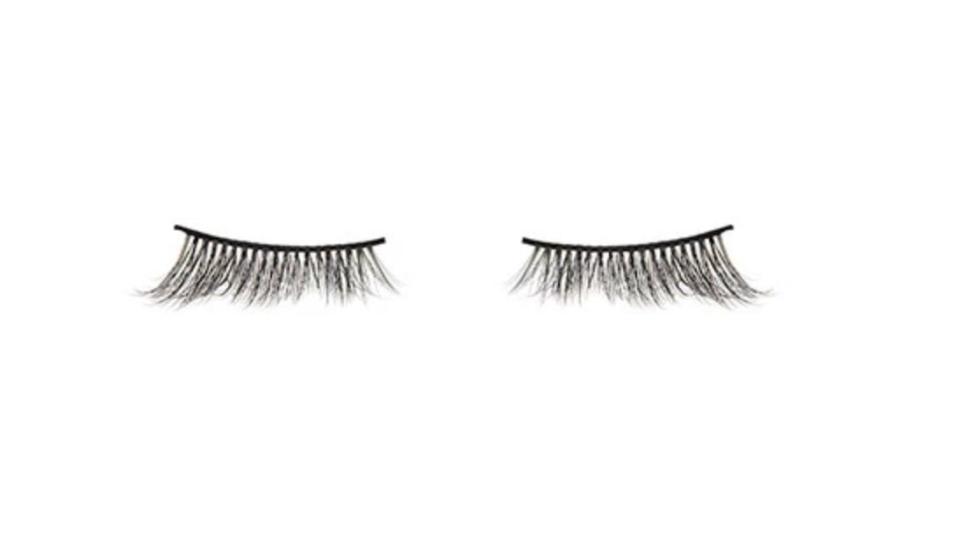 <strong><a href="https://battingtonbeauty.com/products/demi-3d-silk">Battington Beauty: Demi 3D Half Lashes, $28</a></strong>