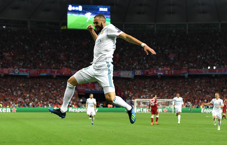 <p>Benzema celebrates the opening goal of the game </p>