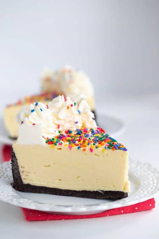 <p>Cookie Dough and Oven Mitt</p><p>It's loaded with vanilla pudding, yellow cake mix, and rainbow sprinkles!</p><p><strong>Get the recipe: </strong><a href="https://www.cookiedoughandovenmitt.com/no-bake-birthday-cheesecake/" rel="nofollow noopener" target="_blank" data-ylk="slk:No-Bake Birthday Cheesecake;elm:context_link;itc:0;sec:content-canvas" class="link rapid-noclick-resp"><strong>No-Bake Birthday Cheesecake</strong></a></p>