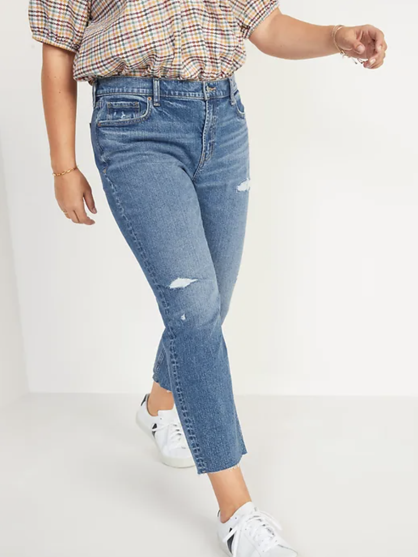 Mid-Rise Distressed Boyfriend Straight Cut-Off Jeans (Photo via Old Navy)