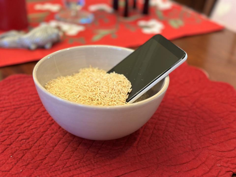 Apple, Samsung and other tech experts advise against putting a wet smartphone into rice to dry it.