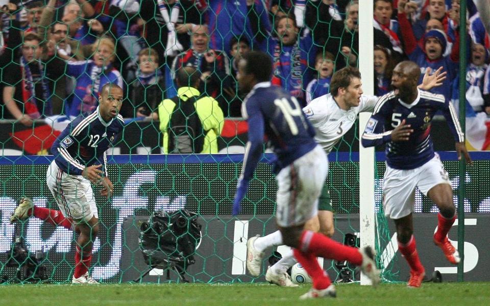 Henry celebrates as Ireland protest in vain in 2009