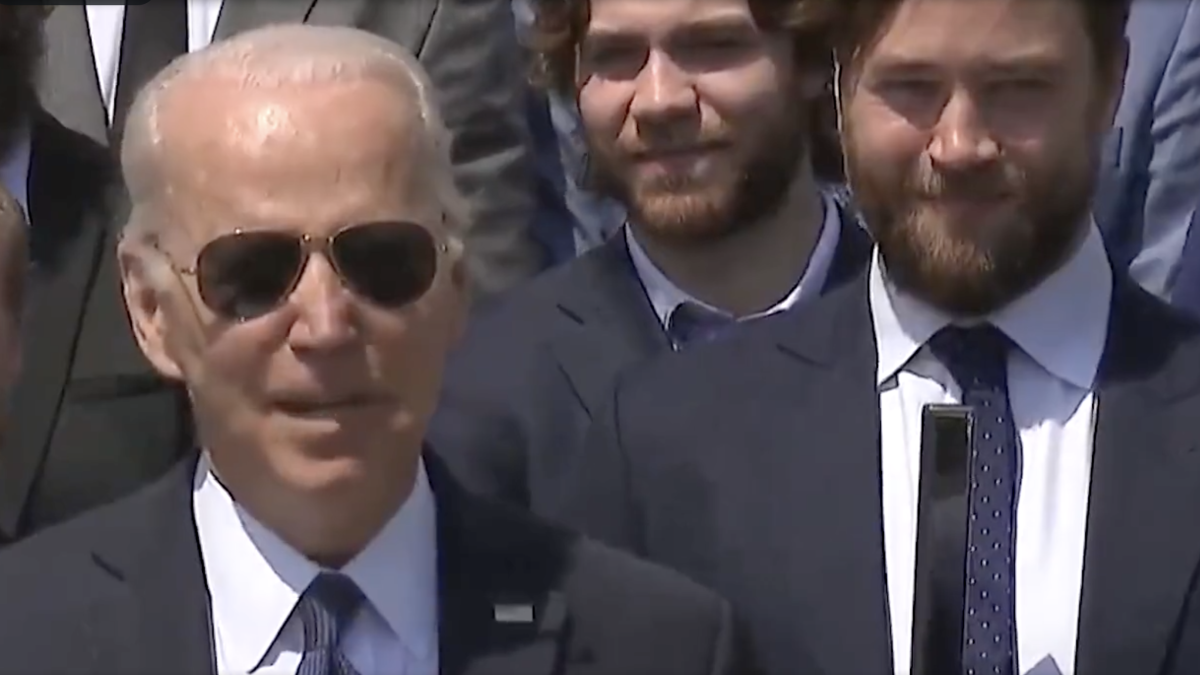 Biden mistakenly refers to NHL commish as Gary ‘Batman’