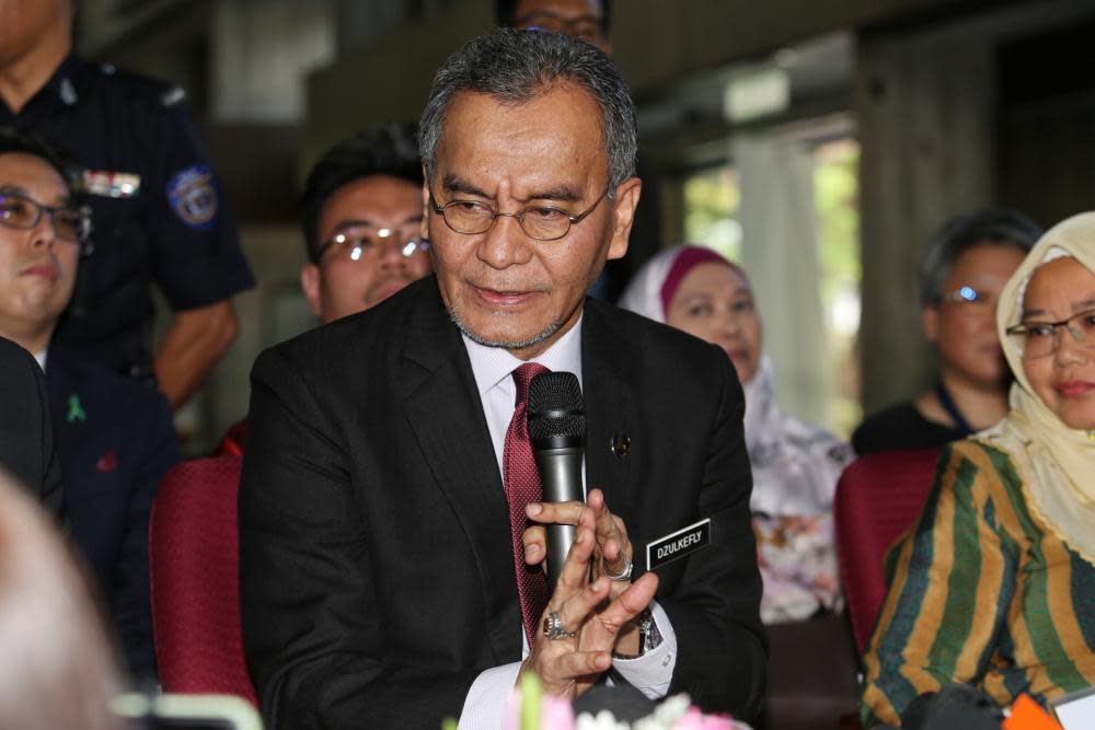 Health Minister Datuk Seri Dzulkefly Ahmad said the Japanese health authorities have allowed the woman to return to Malaysia upon completion of the 14-day quarantine period. ― Picture by Choo Choy May