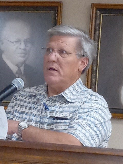 City engineer William Jarrell III told the Opelousas Board of Aldermen at a meeting last week that progress for some municipal projects has been slowed by staffing matters at the state’s Department of Environmental Quality and a railroad company who has not acted promptly on approving a right-of-way for a water system project.