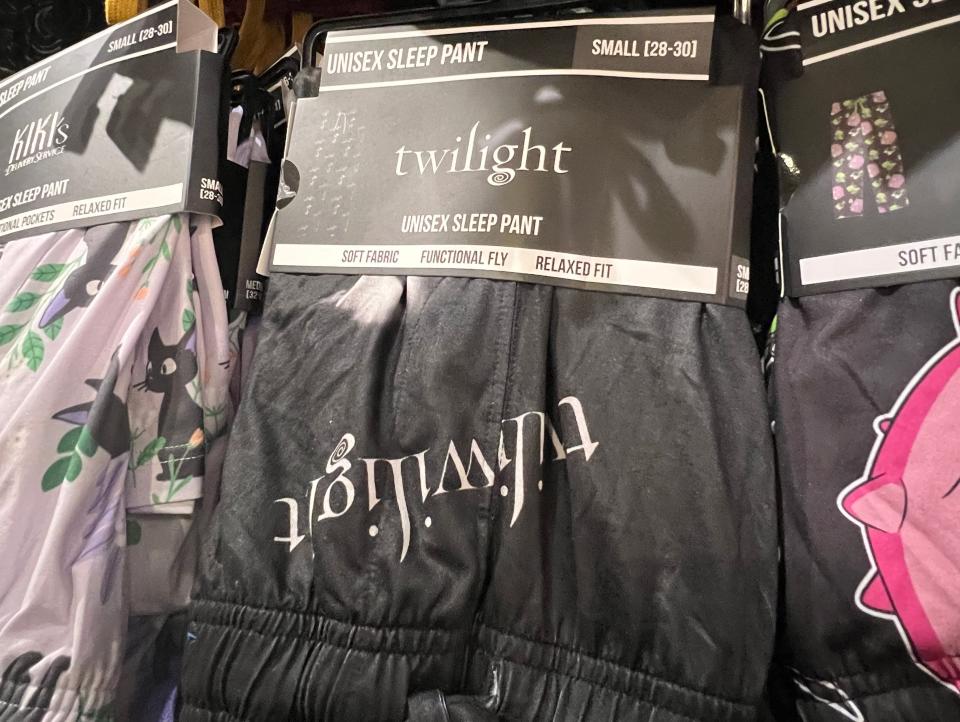 twilight merch at hot topic