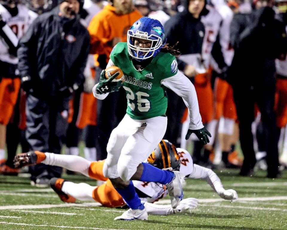 Winton Woods' K.C. Spears had seven touchdowns in the playoffs last season as the Warriors ran the table in Division II for a state title.