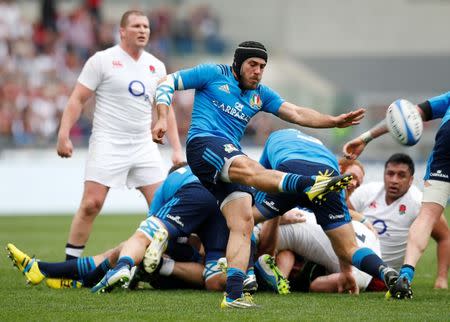 Rugby Union - Italy v England - RBS Six Nations Championship 2016 - Stadio Olimpico, Rome, Italy - 14/2/16 Italy's Edoardo Gori kicks Action Images via Reuters / Paul Childs Livepic