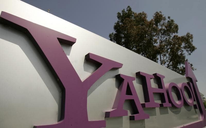 The headquarters of Yahoo Inc. is pictured in Sunnyvale, California, May 5, 2008, Yahoo Inc's shares tumbled as much as 20 percent on Monday after Microsoft Corp withdrew its $47.5 billion takeover offer, wiping about $7.6 billion off the Internet company's market capitalization and piling pressure on its leadership. REUTERS/Robert Galbraith