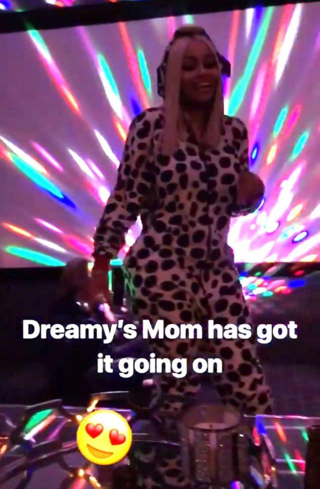 Amber Rose Sex Tape Porn - Blac Chyna Enjoys Girls' Night with Amber Rose & Daughter Dream Kardashian  After Leaked Sex Tape