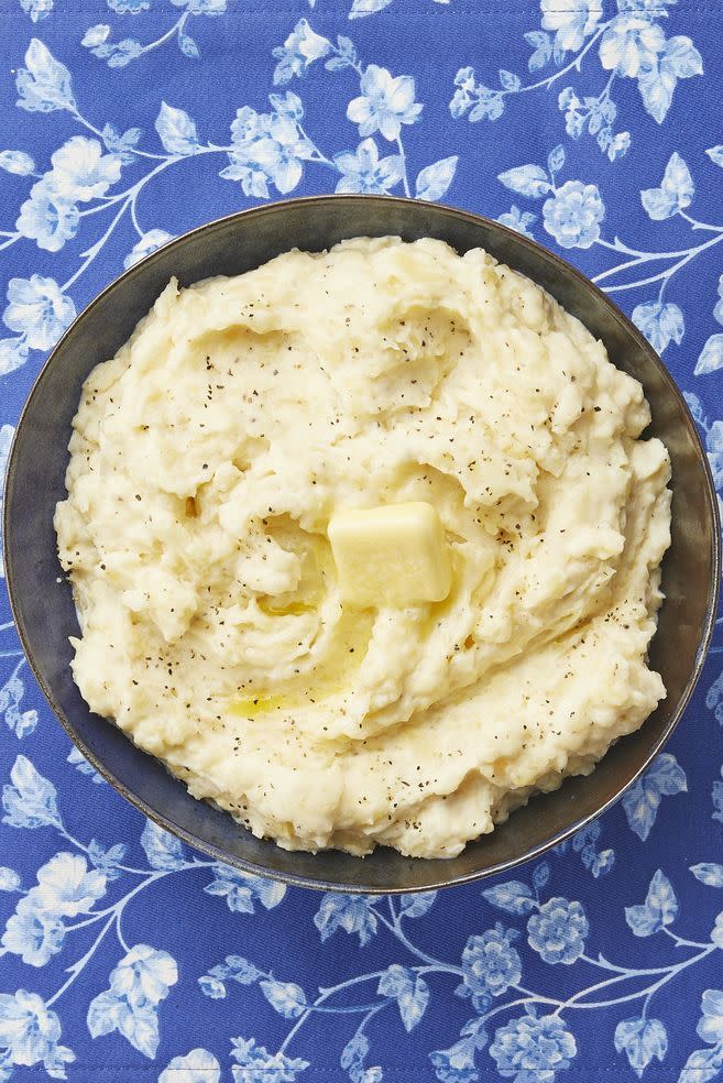 <p>Bring on the butter and cream! Instant Pot fans, you'll love the convenience of this recipe. </p><p><strong><a href="https://www.thepioneerwoman.com/food-cooking/recipes/a34575641/instant-pot-mashed-potatoes-recipe/" rel="nofollow noopener" target="_blank" data-ylk="slk:Get the recipe.;elm:context_link;itc:0;sec:content-canvas" class="link ">Get the recipe.</a></strong></p><p><strong><a class="link " href="https://go.redirectingat.com?id=74968X1596630&url=https%3A%2F%2Fwww.walmart.com%2Fbrowse%2Fhome%2Fserveware%2Fthe-pioneer-woman%2F4044_623679_639999_2347672&sref=https%3A%2F%2Fwww.thepioneerwoman.com%2Ffood-cooking%2Fmeals-menus%2Fg33834710%2Fsouthern-thanksgiving-menu%2F" rel="nofollow noopener" target="_blank" data-ylk="slk:SHOP SERVEWARE;elm:context_link;itc:0;sec:content-canvas">SHOP SERVEWARE</a><br></strong></p>