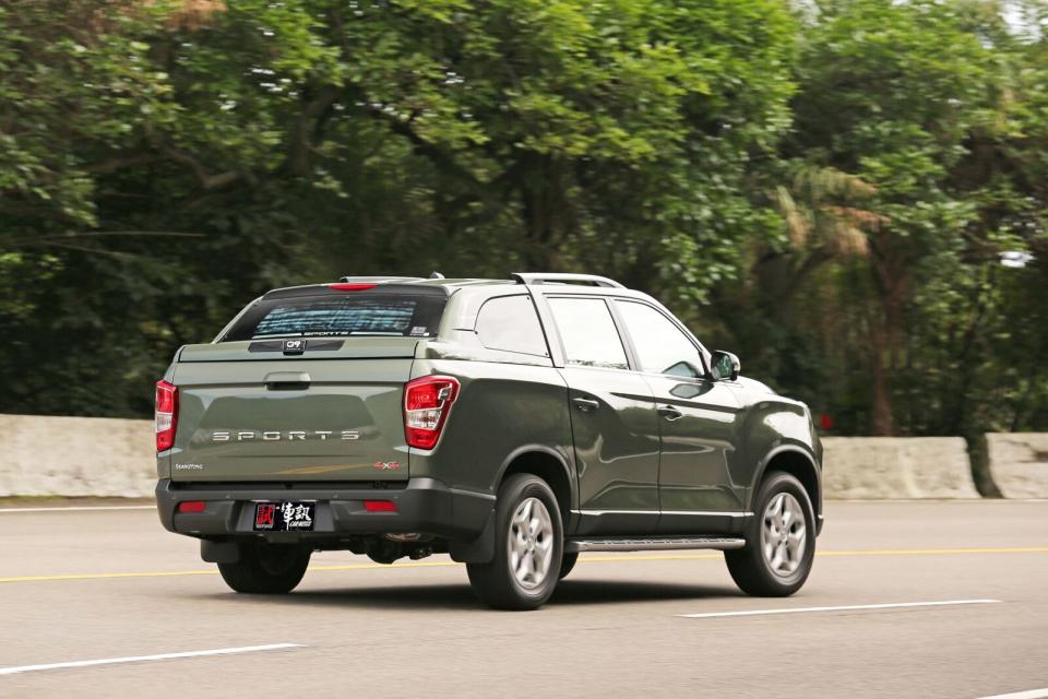 Rexton Sports具備優異的行路舒適性，底盤隔音更勝同級SUV。