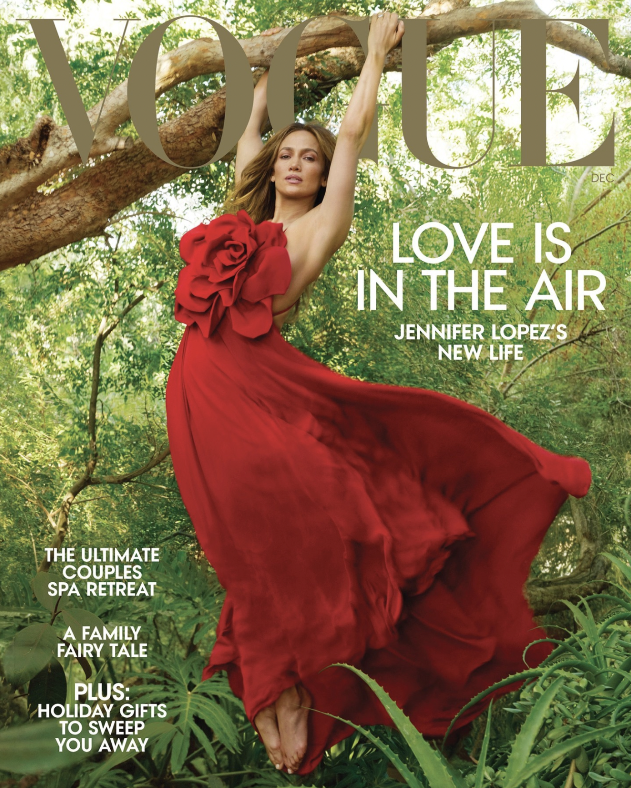Jennifer Lopez talks marriage to Ben Affleck and more in the new Vogue cover story. (Photo: ANNIE LEIBOVITZ/Vogue)