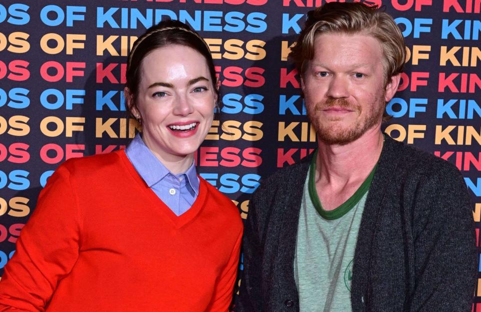 Emma Stone : apparition remarquée avec Jesse Plemons lors de la première de « Kind of Kindness » à Londres