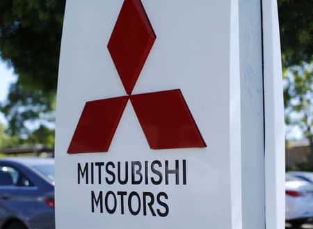 A Mitsubishi Motors dealership is shown in Poway, California July 27, 2015. REUTERS/Mike Blake