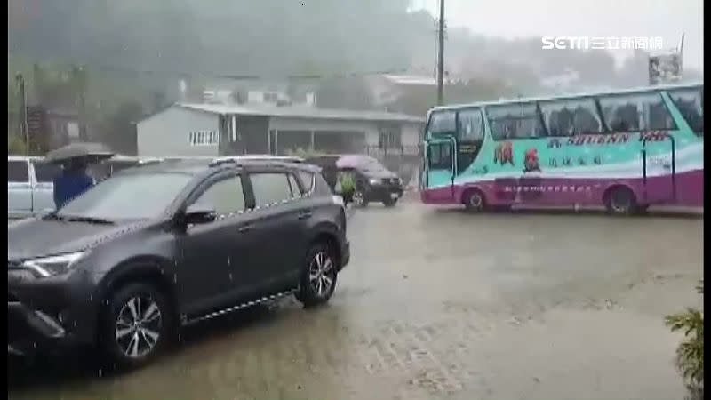 昨日南台灣終於下雨。