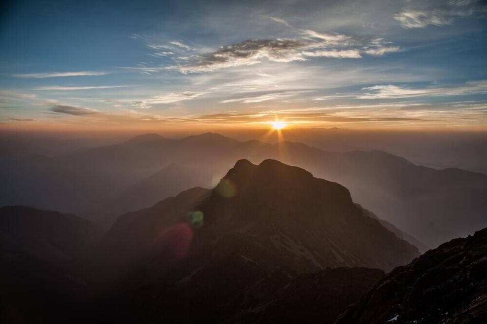 玉山 (示意圖/Yenpo Chen/Unsplash)