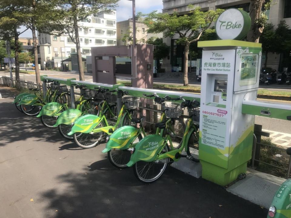 交通局T-Bike遭議員詬病，交通局指將改變營運方向，希望將租賃站從現行七十七站擴大為五百站點，擴大路網，提高使用率。（記者林雪娟攝）