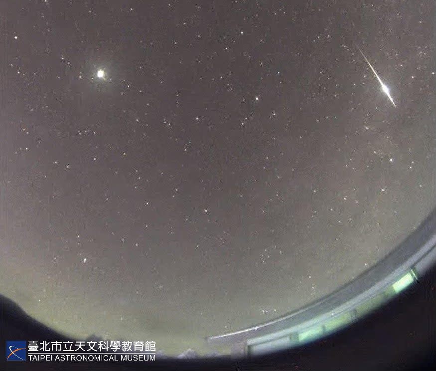 最神秘流星雨今年爆發，金牛座流星雨將達極大。（台北市立天文館提供）