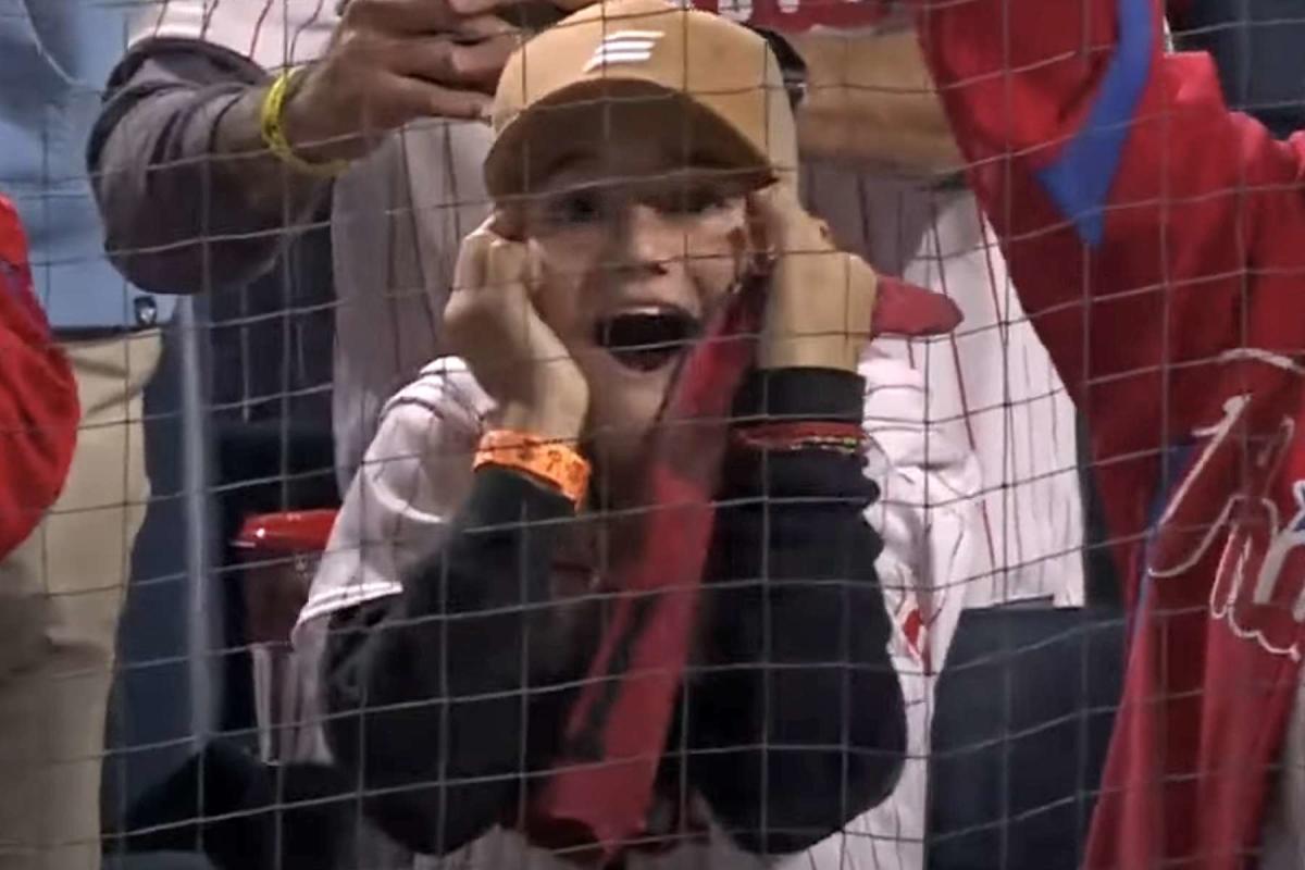 Liam Castellanos steals hearts after dad's home run against the Braves