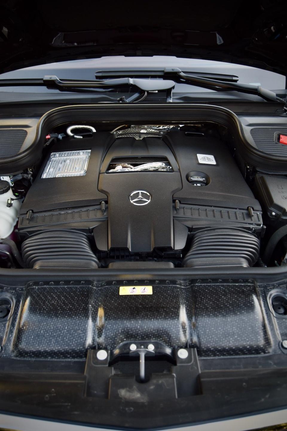 2024 Mercedes-Maybach GLS 600 4.0-liter twin-turbo V8