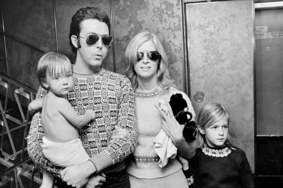 <p>With Linda and two of their children in a glam moment in N.Y.C.</p>