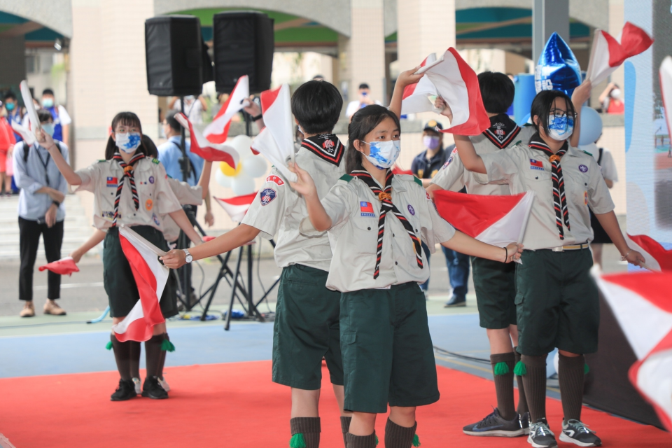 開場由立新國中童軍團帶來充滿活力的演出