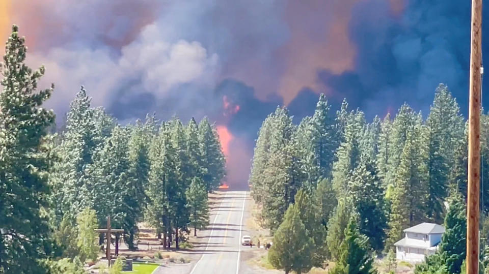 Smoke rises as the Mill Fire burns on the outskirts of  Weed, California, U.S. September 2, 2022 in this still image obtained from a video. Michael Gaio/via REUTERS  THIS IMAGE HAS BEEN SUPPLIED BY A THIRD PARTY. MANDATORY CREDIT.