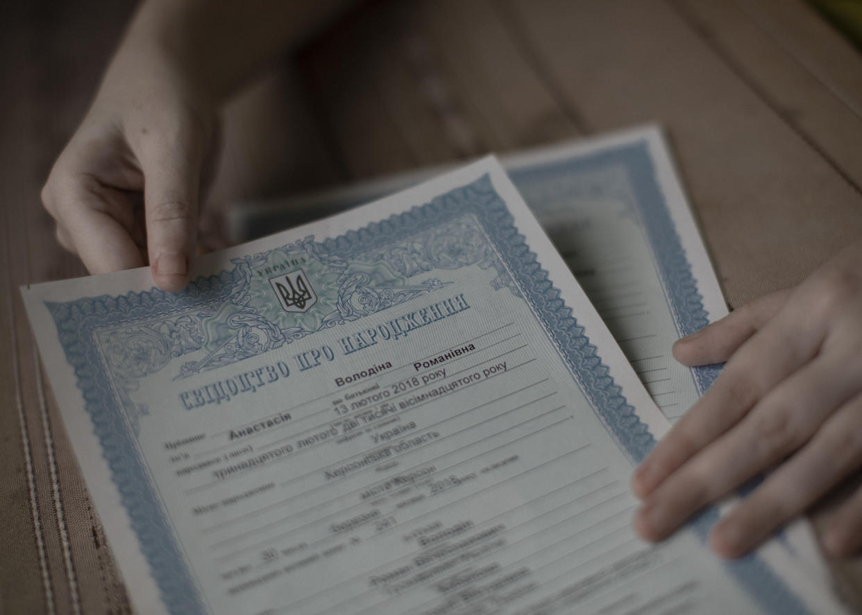 Natalia Lukina, médico de profesión, en su hogar temporal en Odesa, Ucrania, el 16 de agosto de 2023. (Emile Ducke/The New York Times)