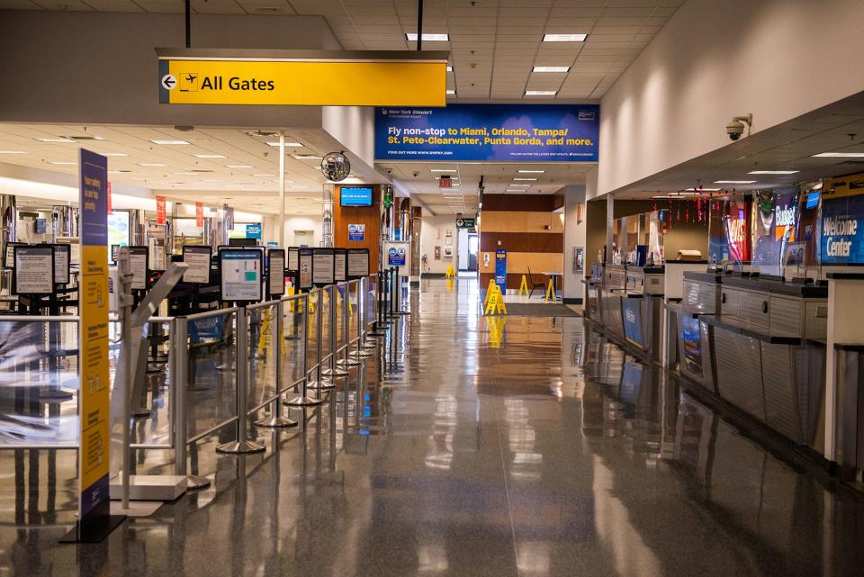 Although most major airlines are making masks optional, New York airports like Steward International in New Windsor are continuing to require them.