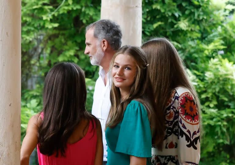La familia real visitó los jardines de la Alfabia en Bunyola