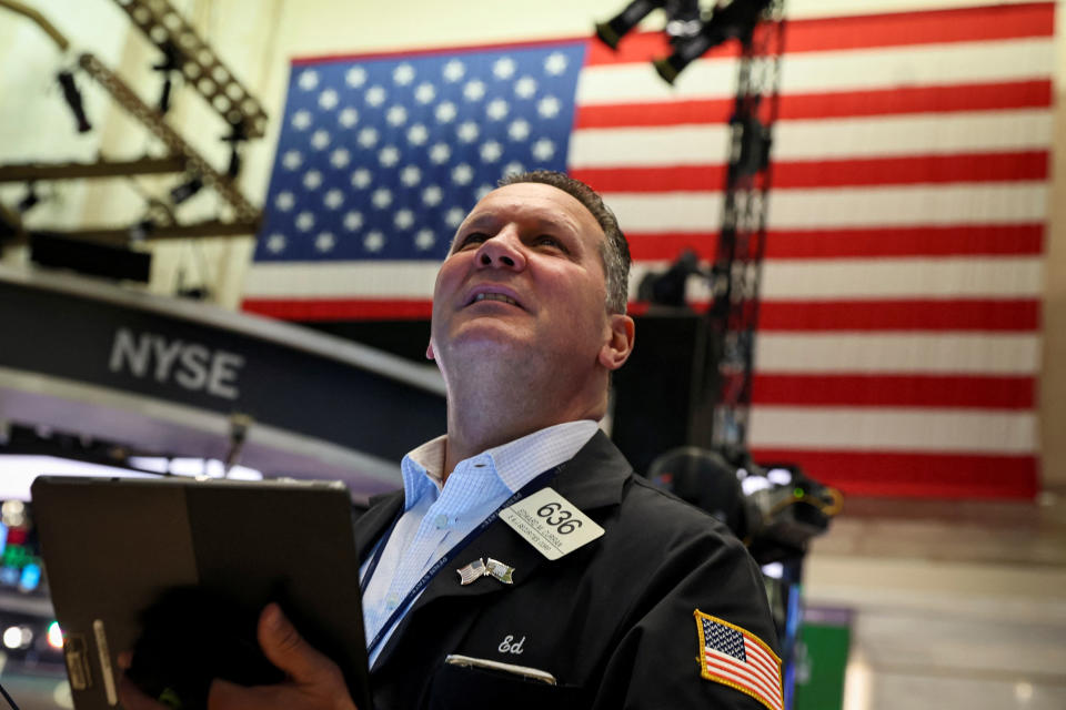 FTSE 100  A trader works on the floor of the New York Stock Exchange (NYSE) in New York City, U.S., July 13, 2022.  REUTERS/Brendan McDermid