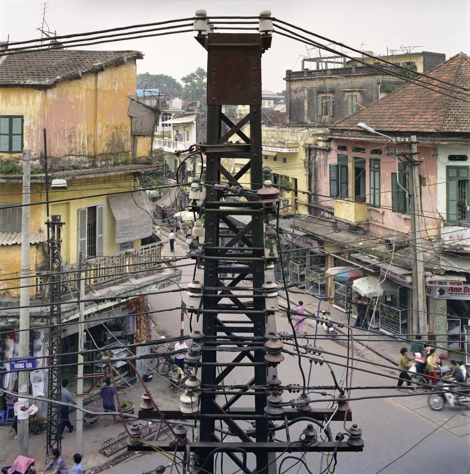 <p>View across Hàng Gai (Hemp Street), 1994. (© William E. Crawford from the book “Hanoi Streets 1985-2015: In the Years of Forgetting”) </p>