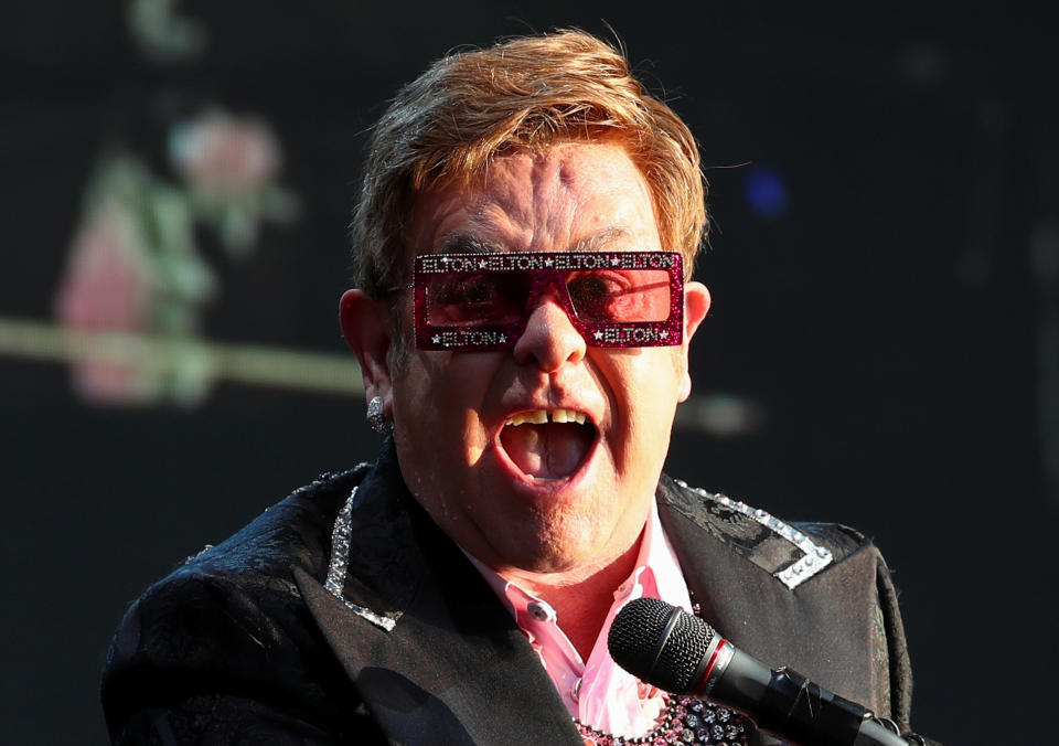 Elton John (REUTERS/Denis Balibouse)