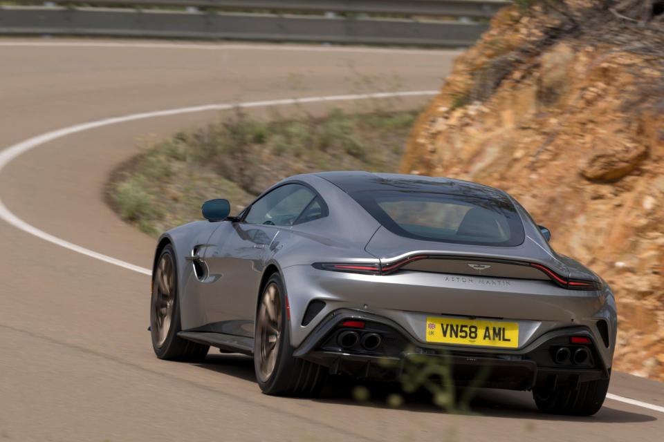 <em>Aston Martin</em>