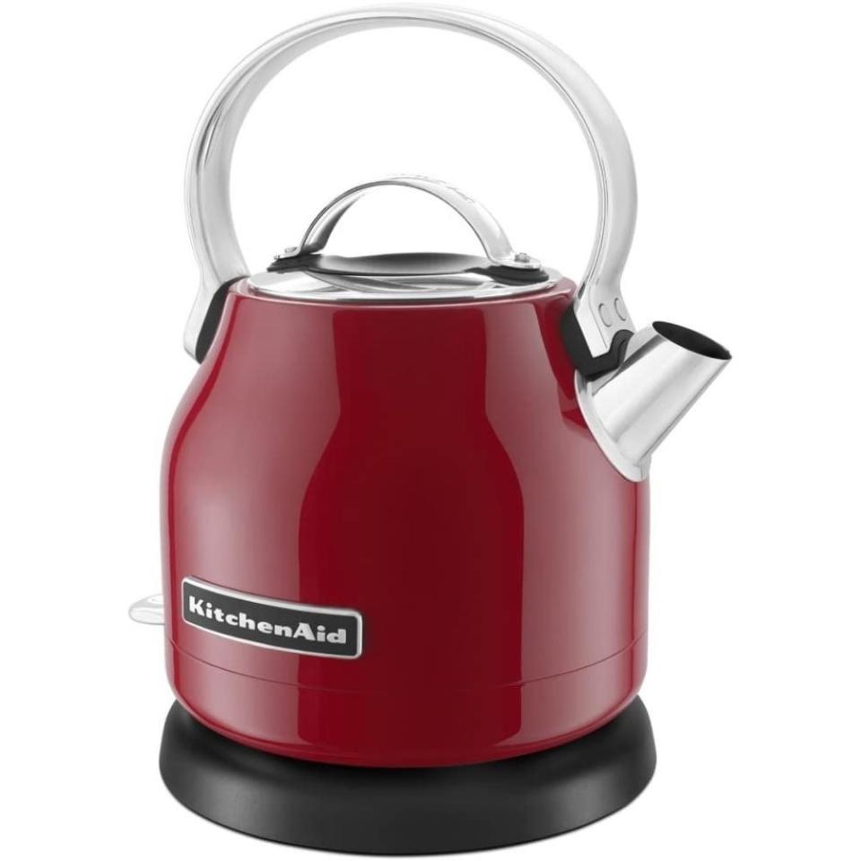 The Best Low-VOC Paint Option: KitchenAid 1.25-Liter Electric Kettle