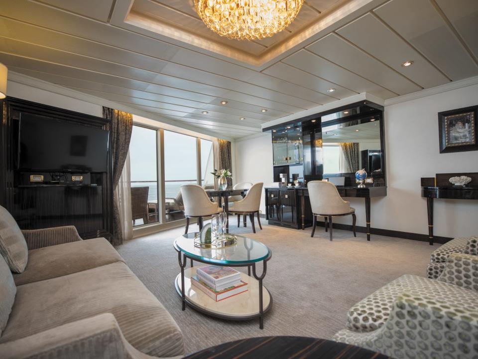 A suite on the Seven Seas Mariner.