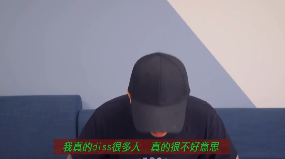 謝和弦道歉並表示，「會把我的那些瘋狂的能量，放到我的音樂創作裡面」。（圖／翻攝自謝和弦R-chord YouTube）