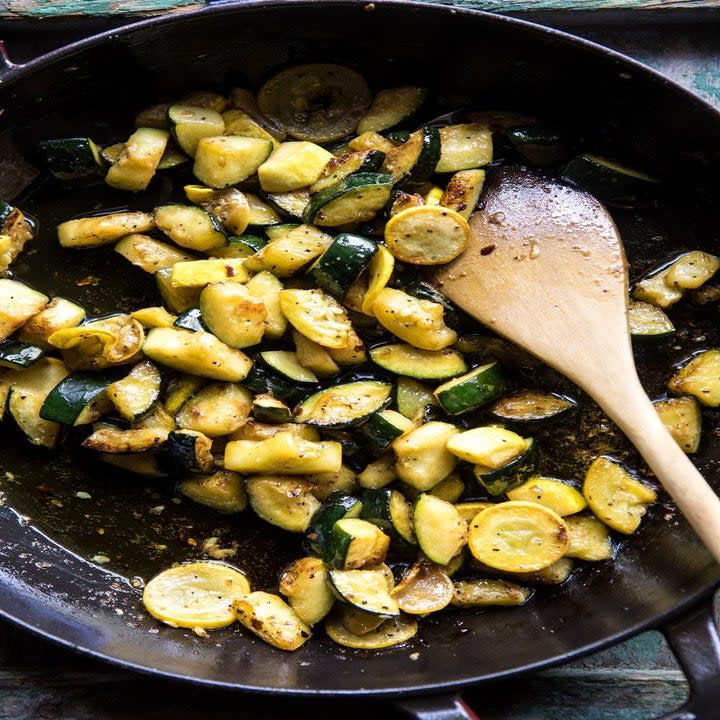 Cooking zucchini in a skillet