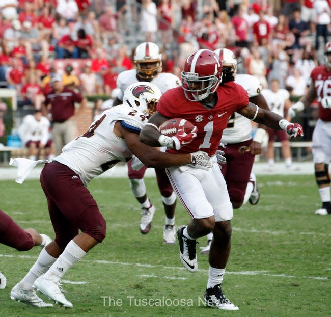 Alabama wide receiver Chris Black (1) runs the ball after a catch against La. Monroe at Bryant-Denny Stadium in Tuscaloosa, Ala. on Saturday Sept. 26, 2015. photo | Lauren DeSeno