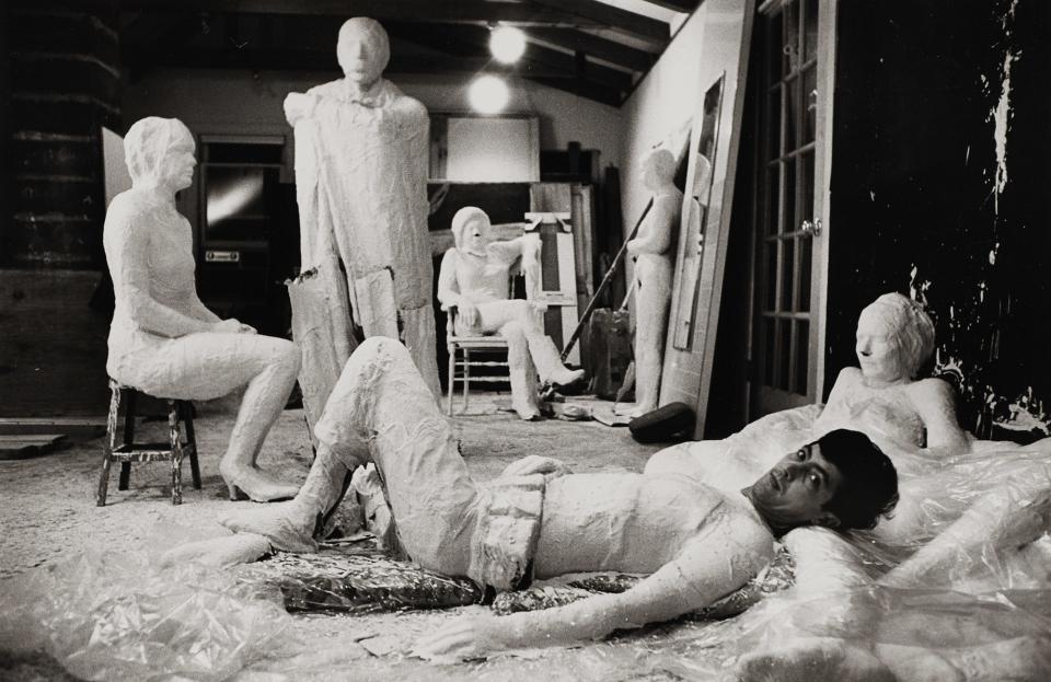 Richard Bellamy in George Segal’s studio , 1964